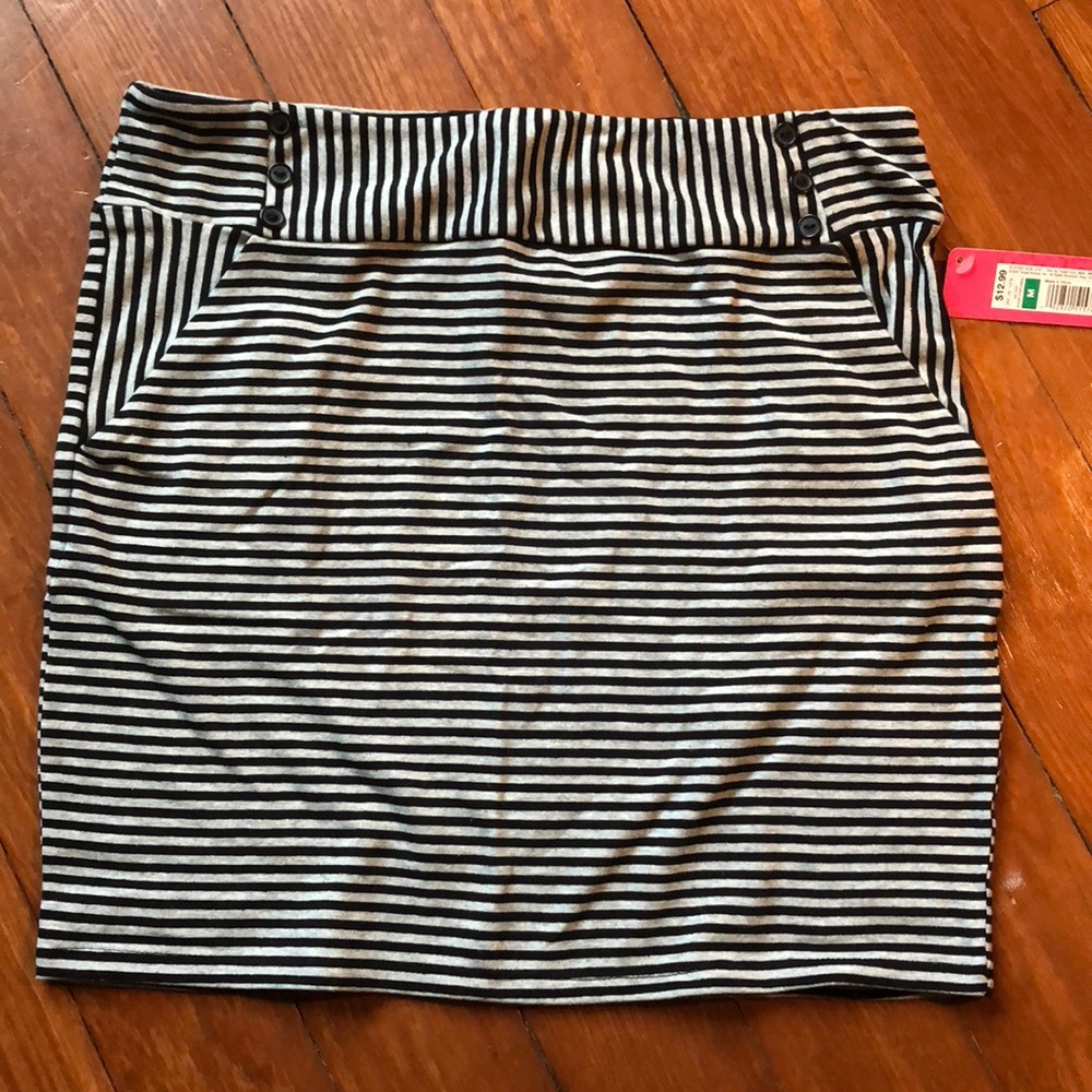 NWT miniskirt